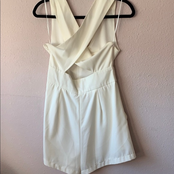 Cream romper - Picture 2 of 4